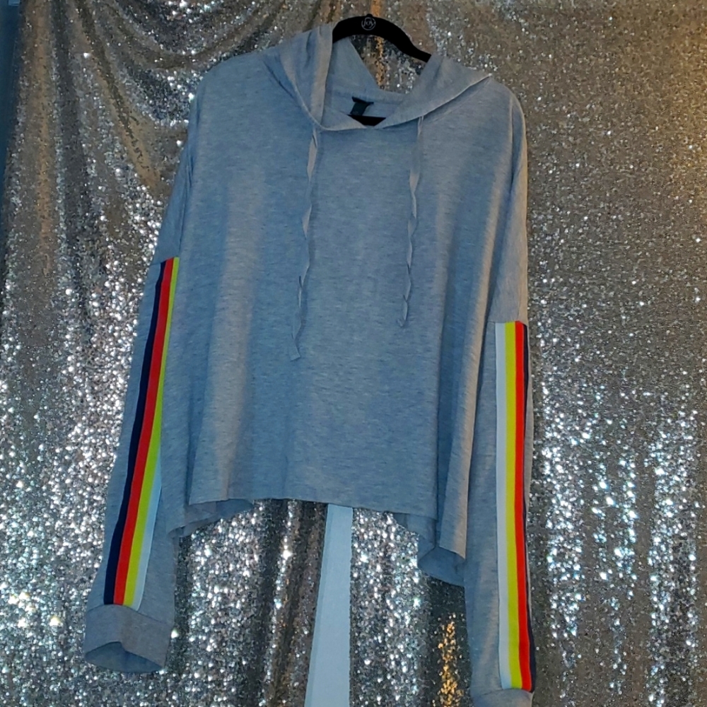 CROPPED HOODIE BY WILD FABLE